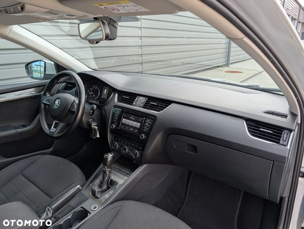 Skoda Octavia 1.8 TSI (Green tec) 4x4 DSG Scout - 14