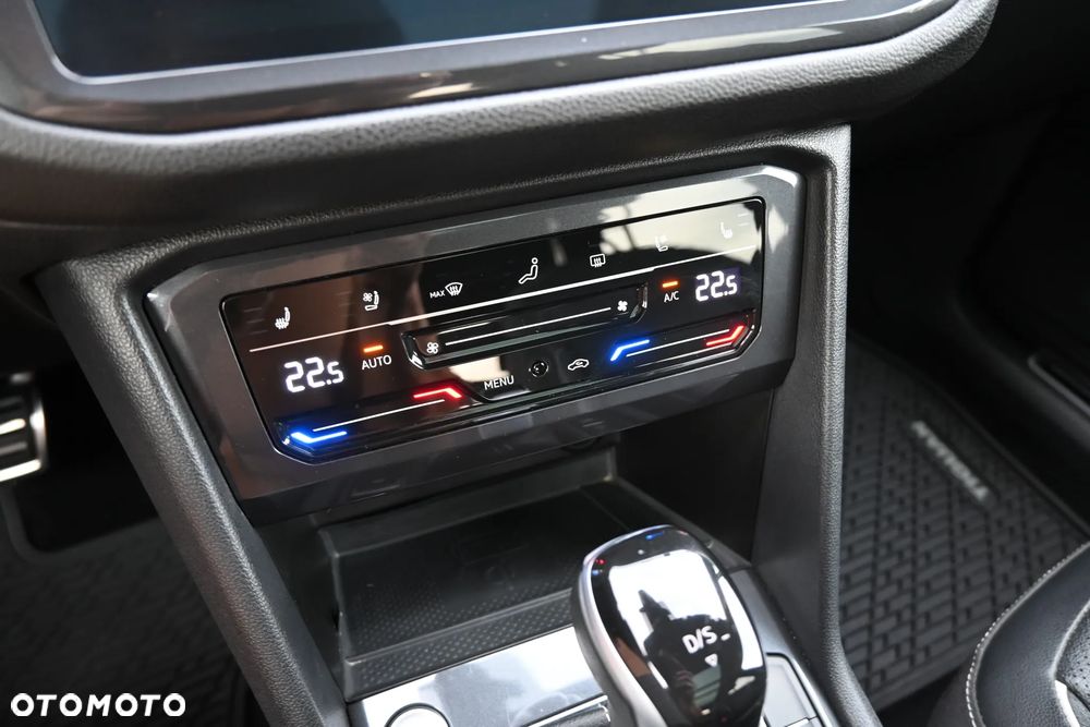 Volkswagen Tiguan Allspace - 13