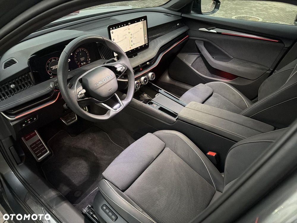 Skoda Superb 2.0 TSI Sportline DSG - 9