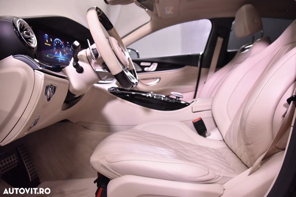 Mercedes-Benz AMG GT 4-door Coupe 63 S 4Matic+ - 29