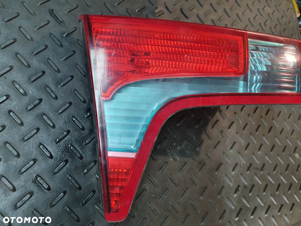LAMPA LEWY TYŁ W KLAPIE CITROEN C5 II  89032711 EUROPA - 2