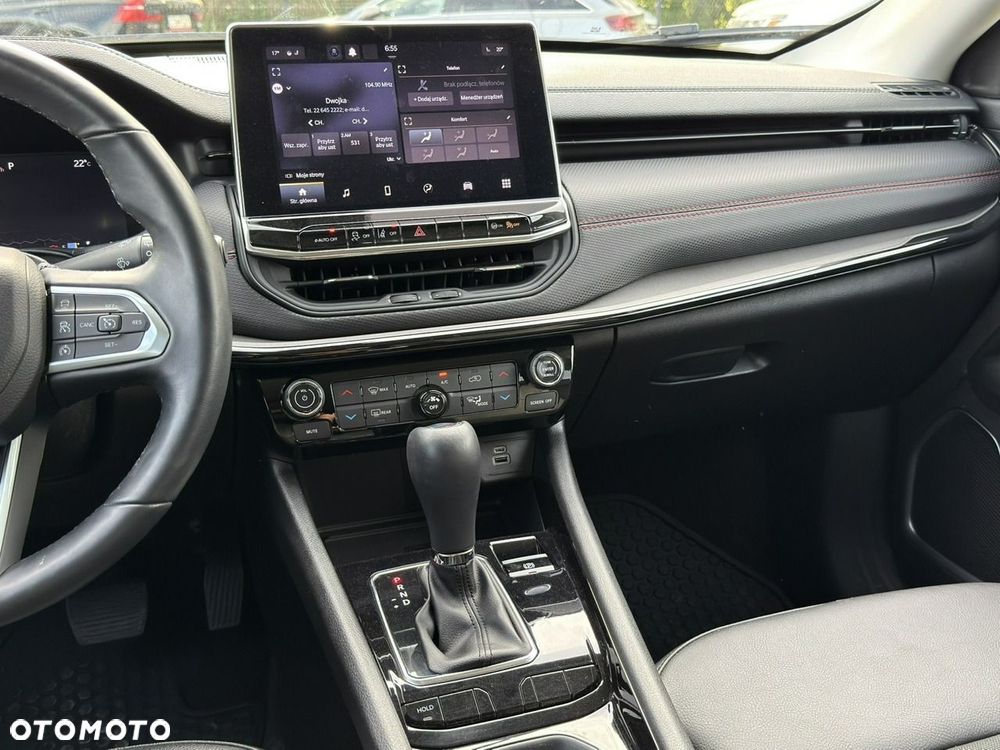 Jeep Compass - 24