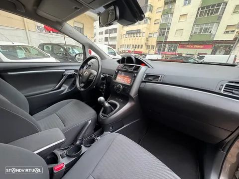 Toyota Verso 1.6 D-4D Comfort+GPS - 12