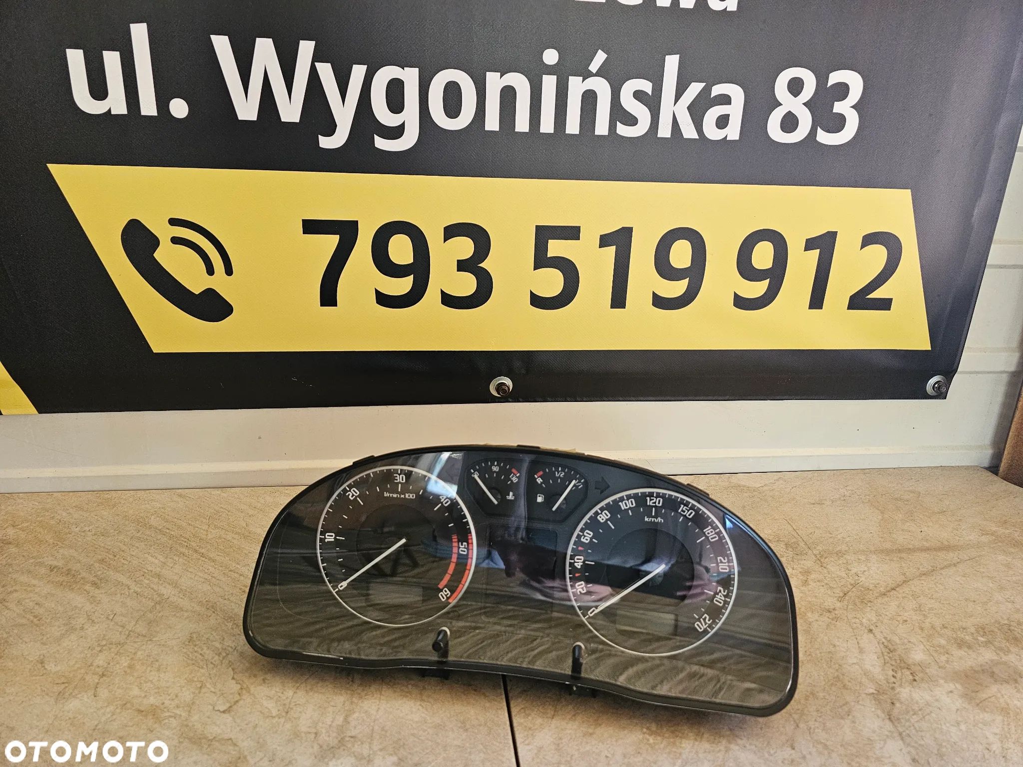 SKODA SUPERB I 1.9 2.0 TDI LICZNIK EUROPA 3U0920842D - 1