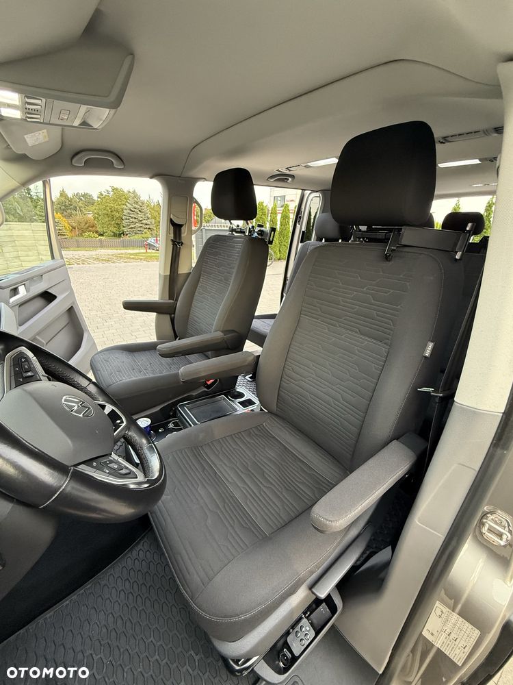Volkswagen Caravelle - 5