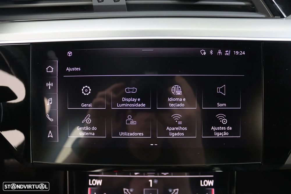 Audi e-tron 55 quattro S line - 28