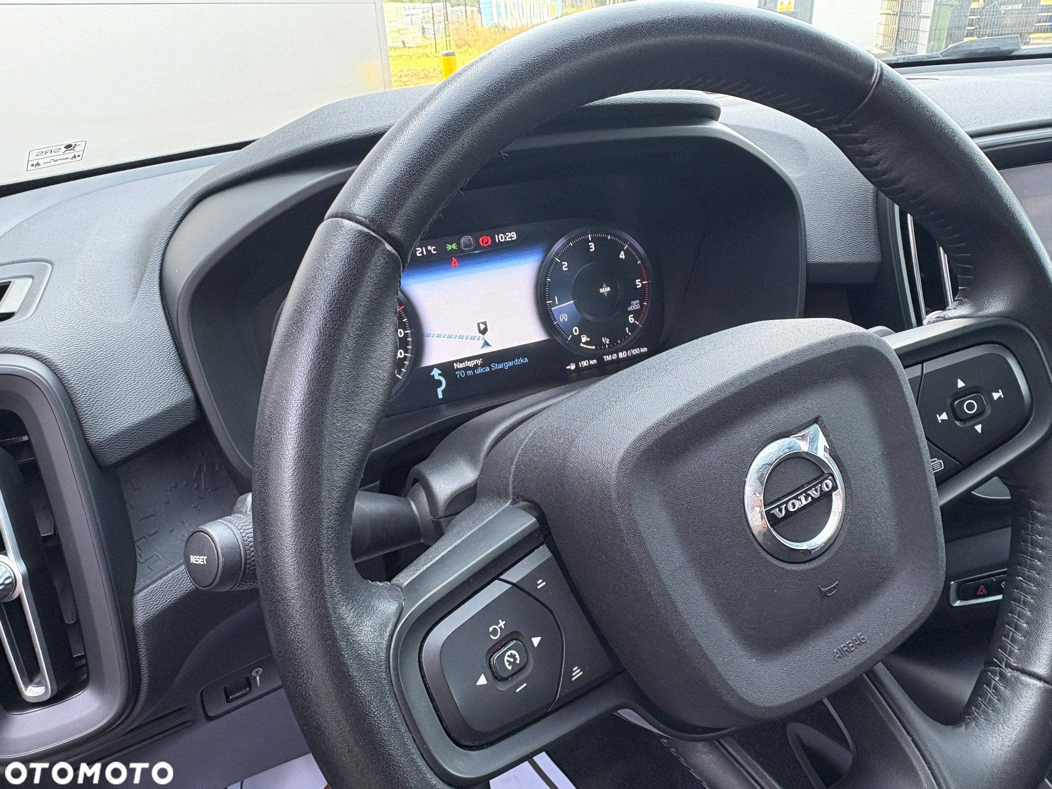 Volvo XC 40 D3 Momentum Pro - 27