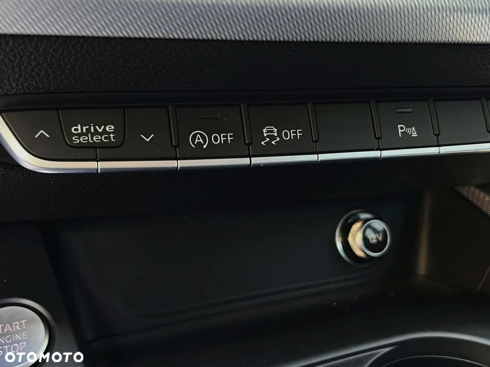 Audi A4 Avant 40 TDI S tronic design - 38