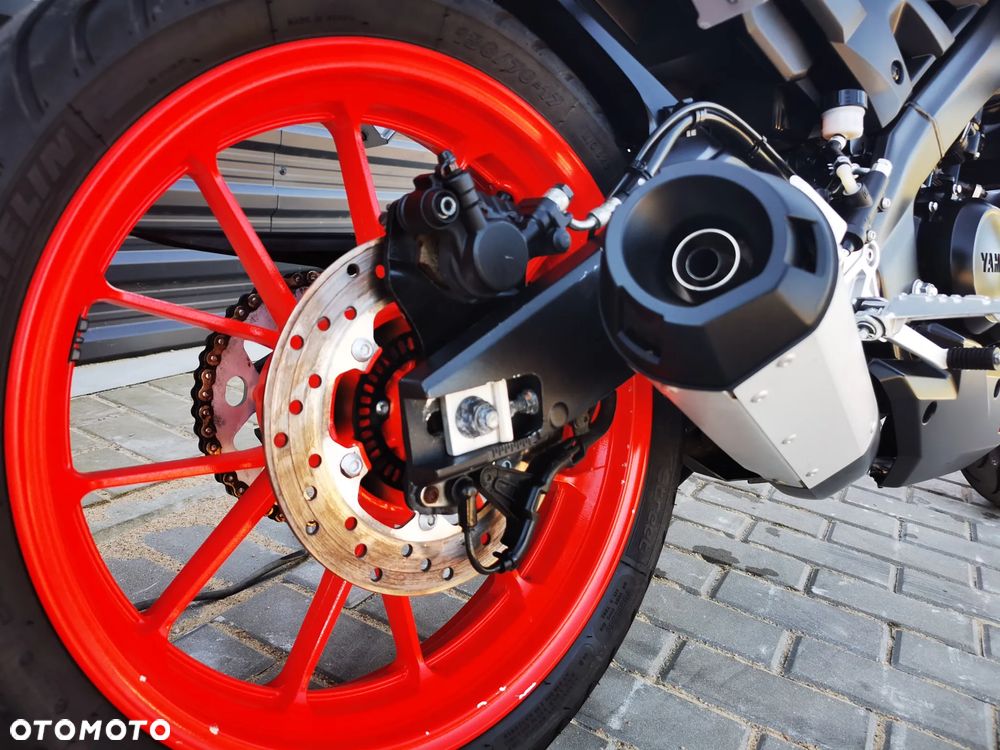 Yamaha MT - 8