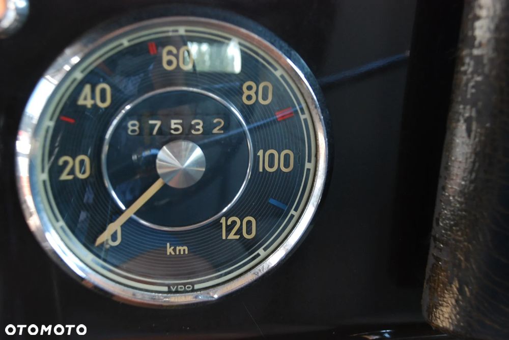 Mercedes-Benz Inny - 23