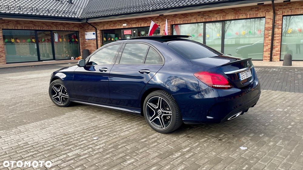 Mercedes-Benz Klasa C 300 4Matic 9G-TRONIC AMG Line - 6