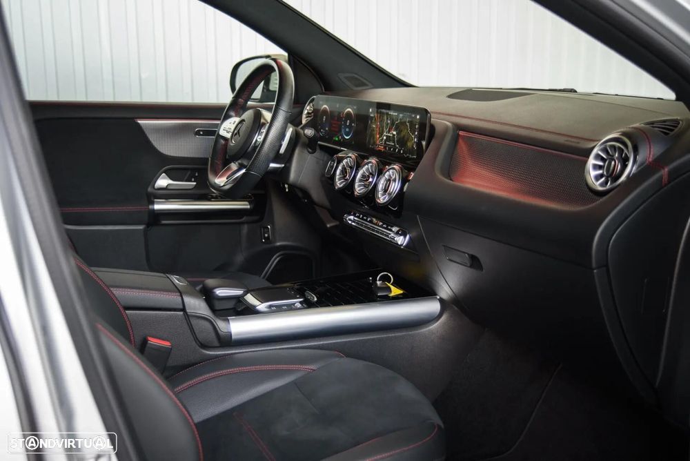 Mercedes-Benz EQA 300 4Matic AMG Line - 56