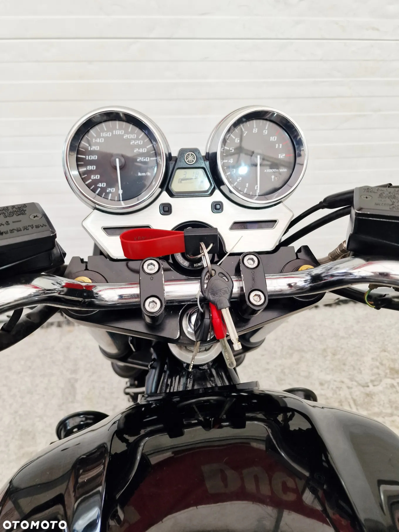 Yamaha XJR - 29