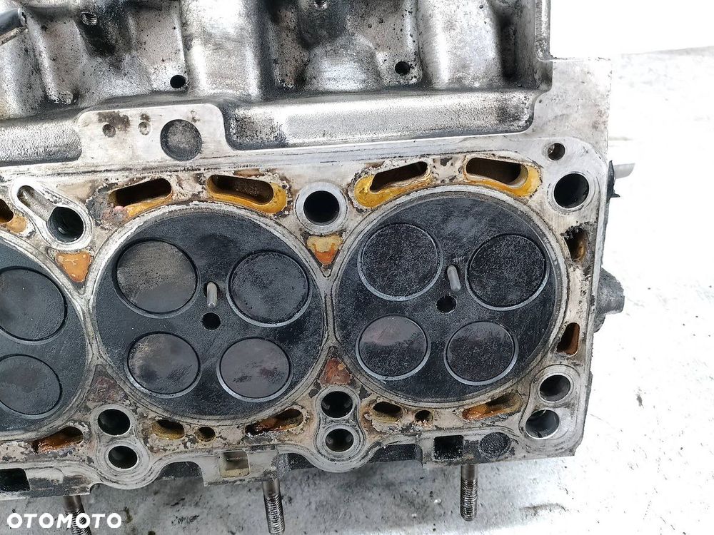 GŁOWICA LEWA AUDI A4 B7 059353AJ 3.0 TDI - 9