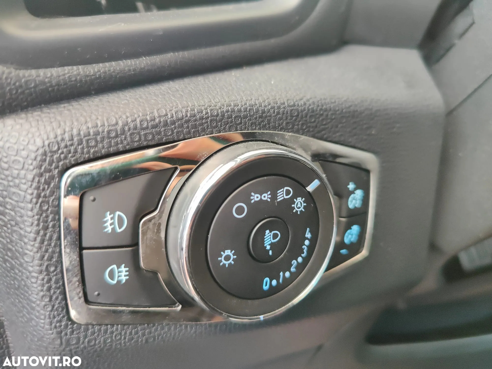 Ford EcoSport 1.0 EcoBoost Titanium - 18