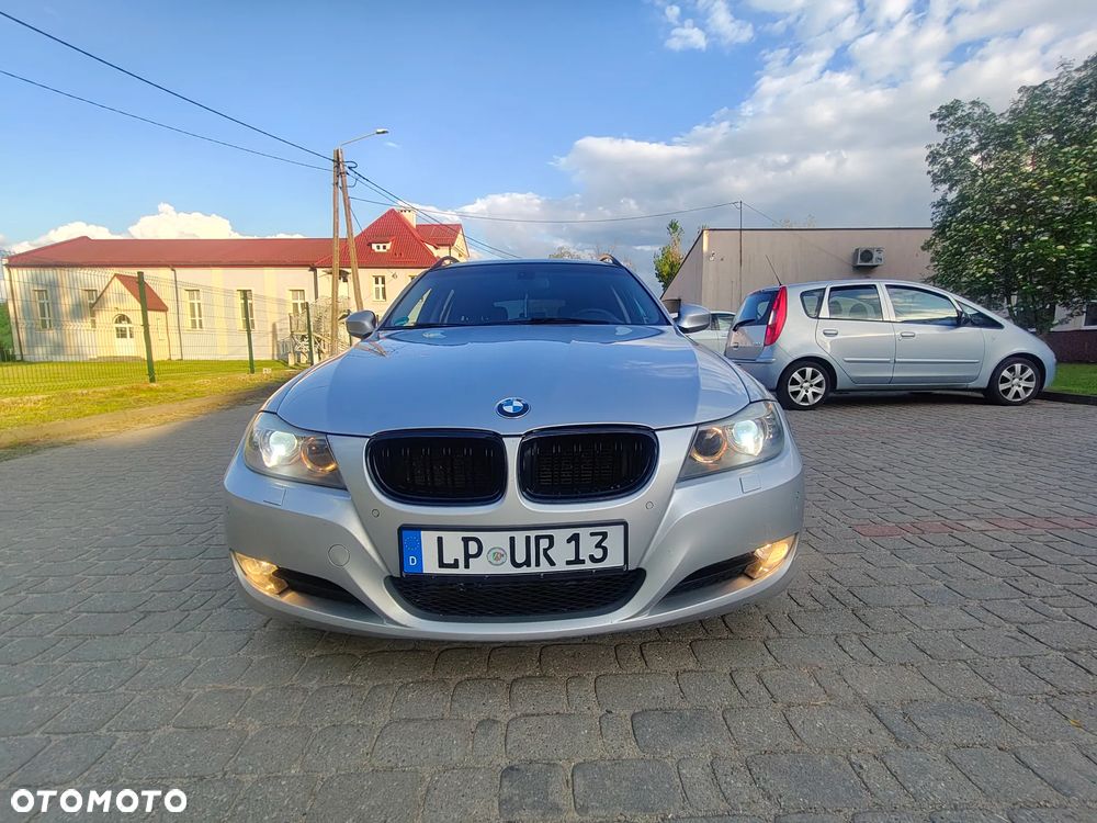 BMW Seria 3 - 17
