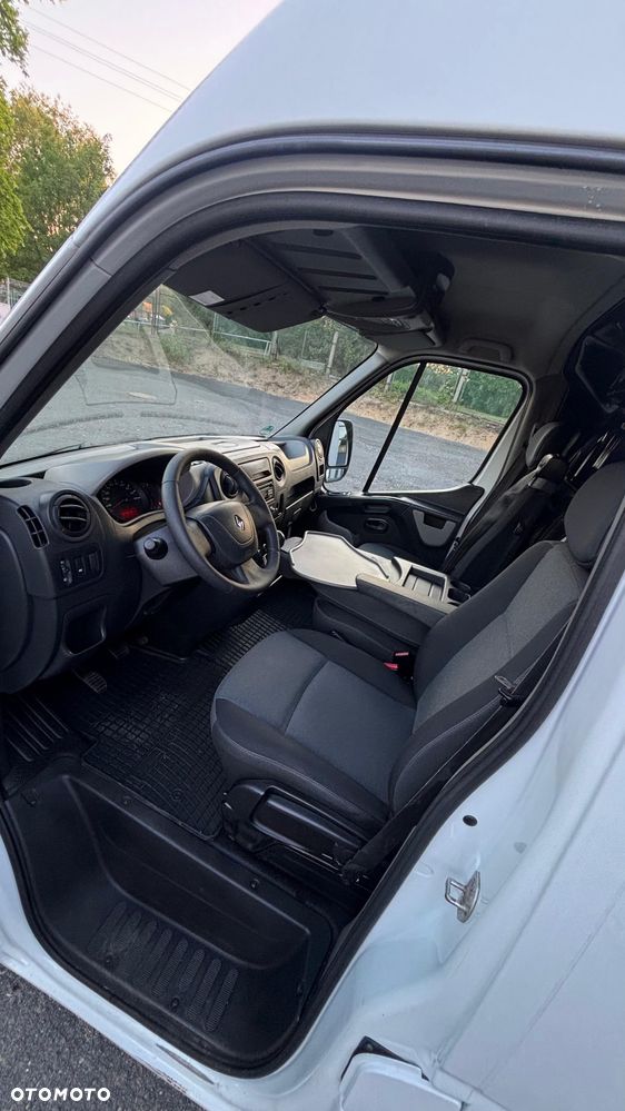 Renault Master L2H2 (średni) - 15