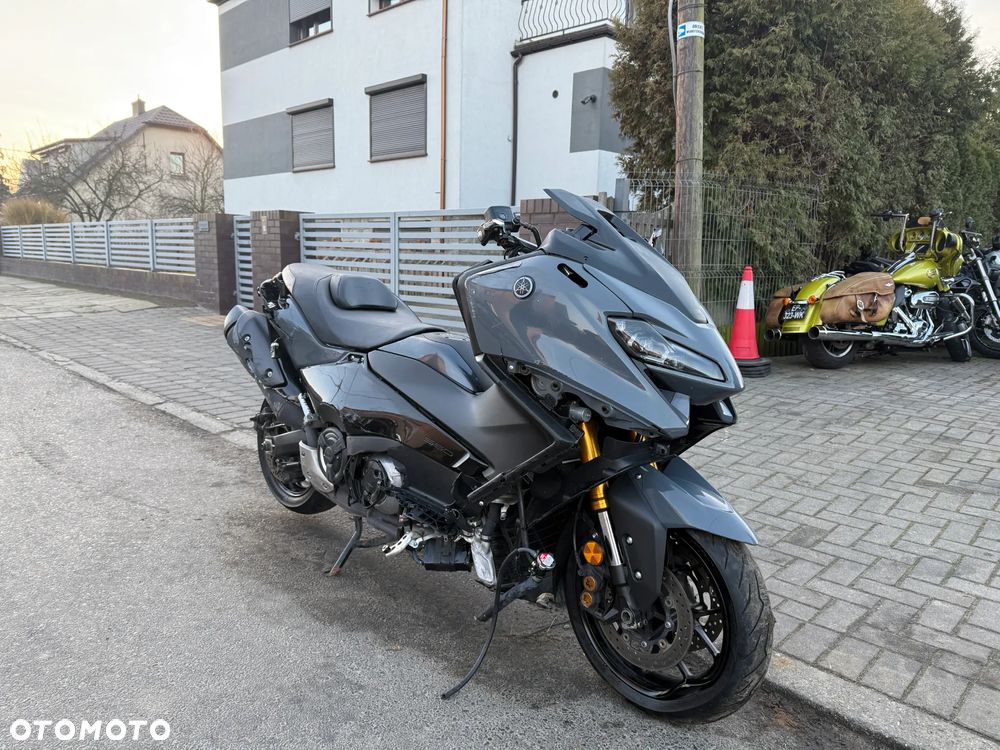 Yamaha Tmax - 2