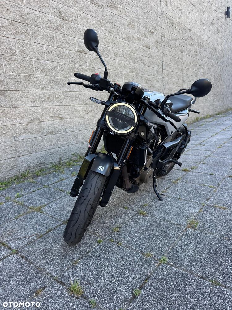 Husqvarna Vitpilen - 2