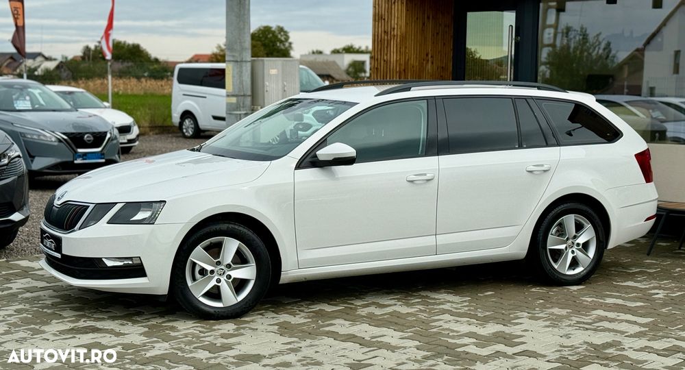 Skoda Octavia 2.0 TDI (Green tec) DSG Joy - 11