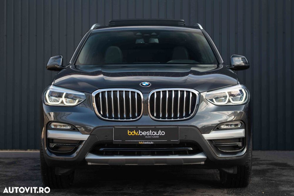 BMW X3 xDrive20i AT xLine - 2