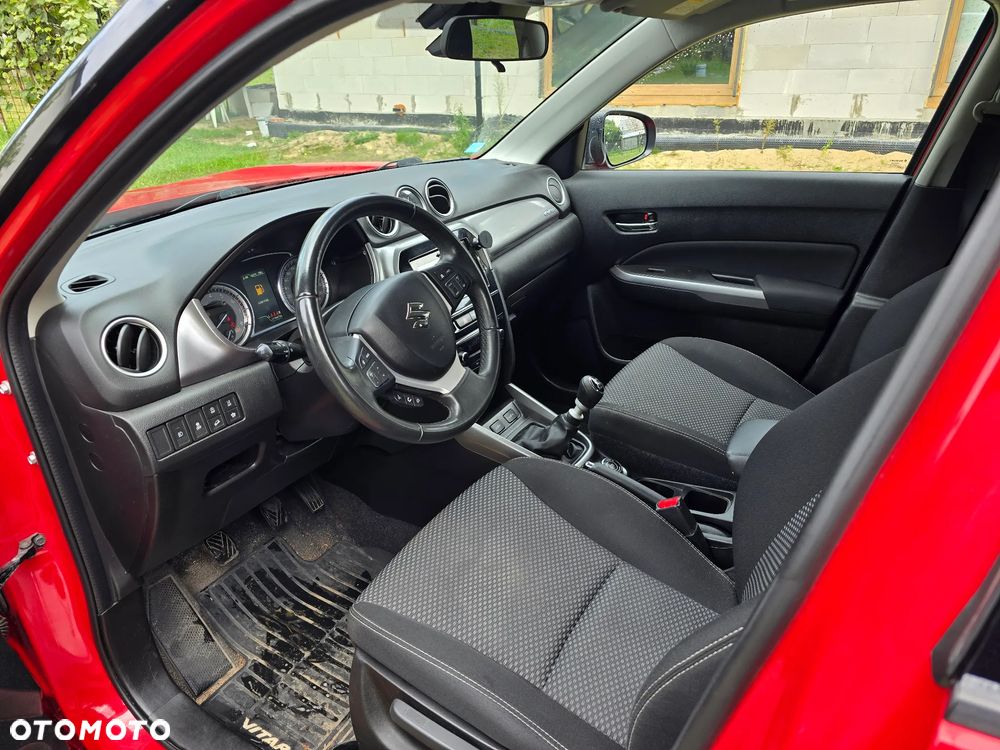 Suzuki Vitara 1.4 Boosterjet SHVS Premium 4WD - 13