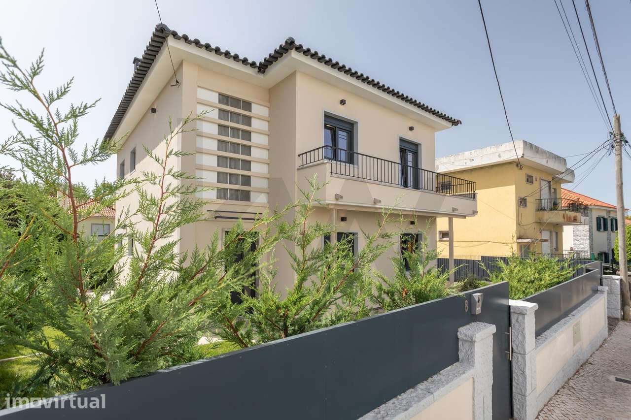 Charmosa Moradia T5 com Jardim Totalmente Remodelada -  Sassoeiros, Ca - Grande imagem: 4/54
