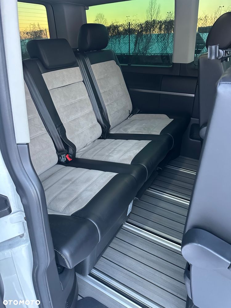 Volkswagen Multivan 2.0 BiTDI L1 Generation SIX 4Motion DSG - 18