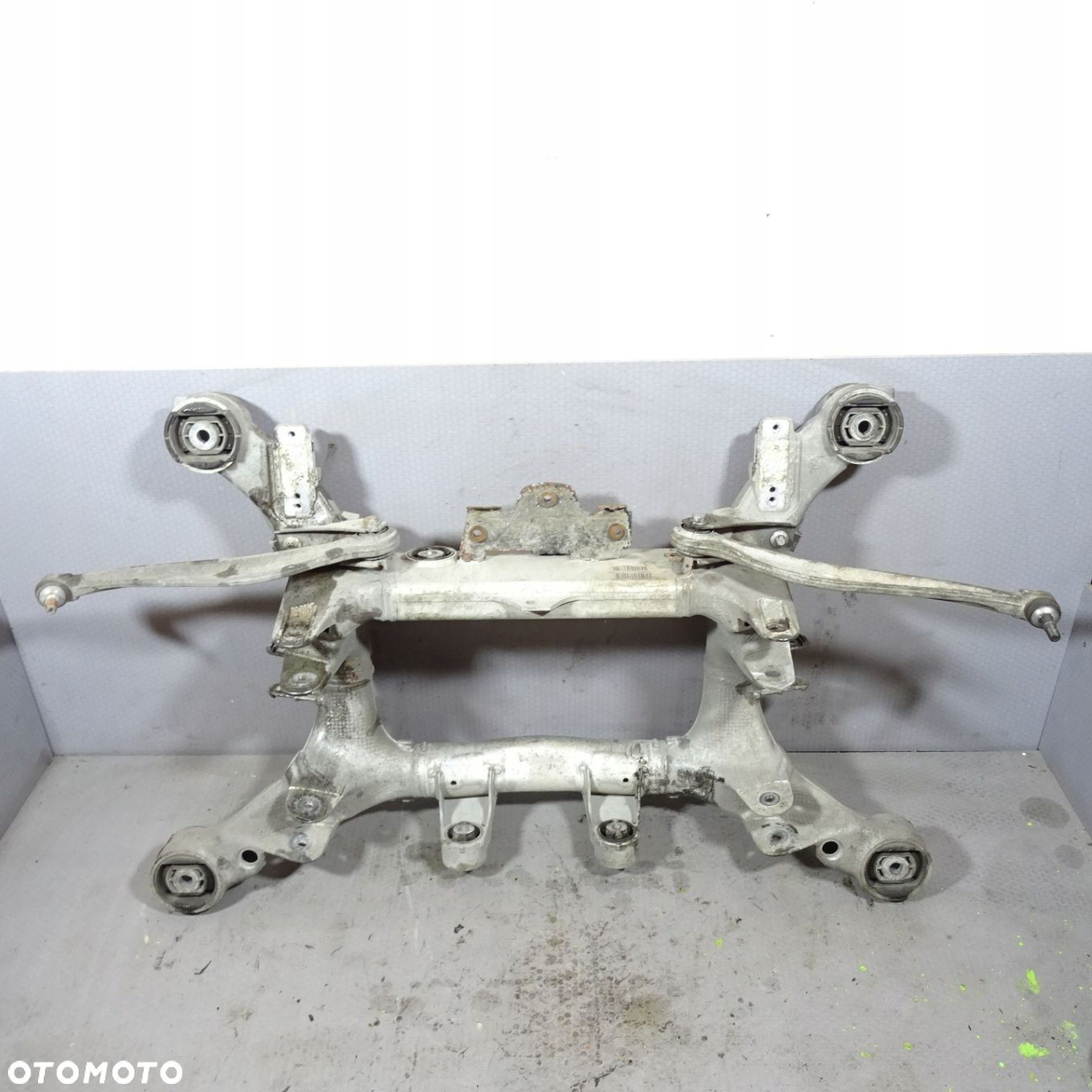 BMW 7 F01 F02 4.4 V8 OŚ TYLNA BELKA SANKI 6775888 - 3
