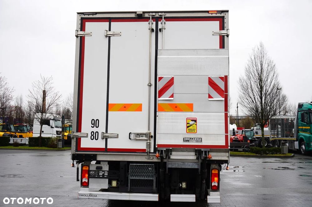 Renault D210 12T / Chłodnia Bitemperatura / 10 sztuk - 5