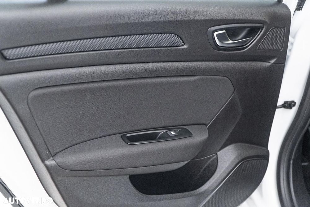 Renault Megane BLUE dCi 115 INTENS - 36