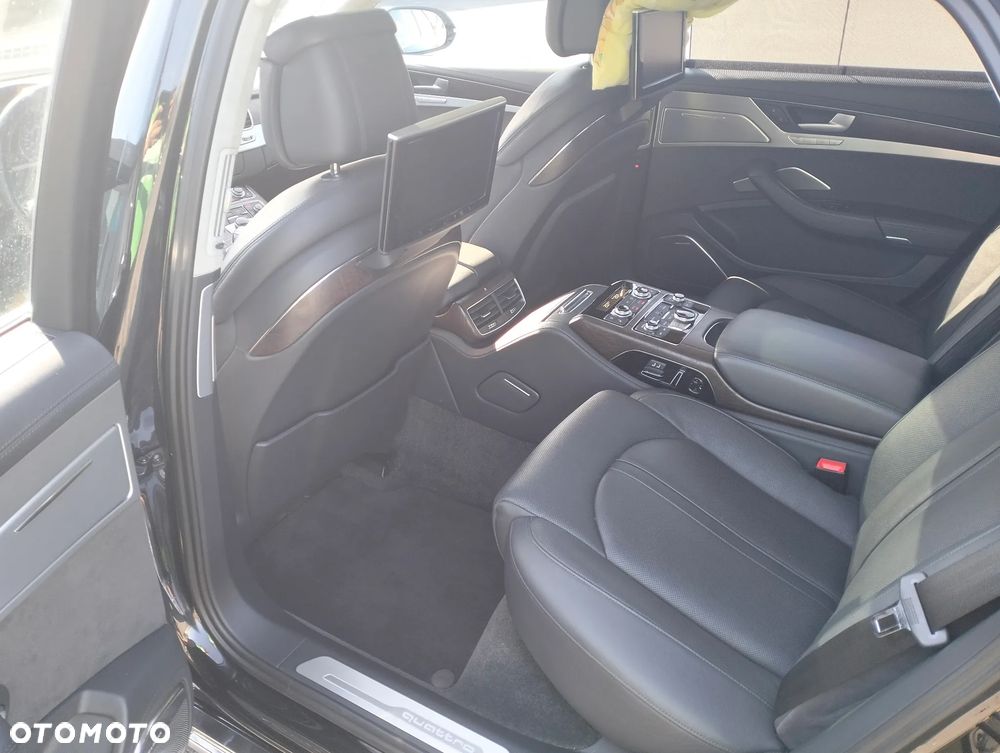 Audi A8 3.0 TDI clean diesel L Quattro - 15