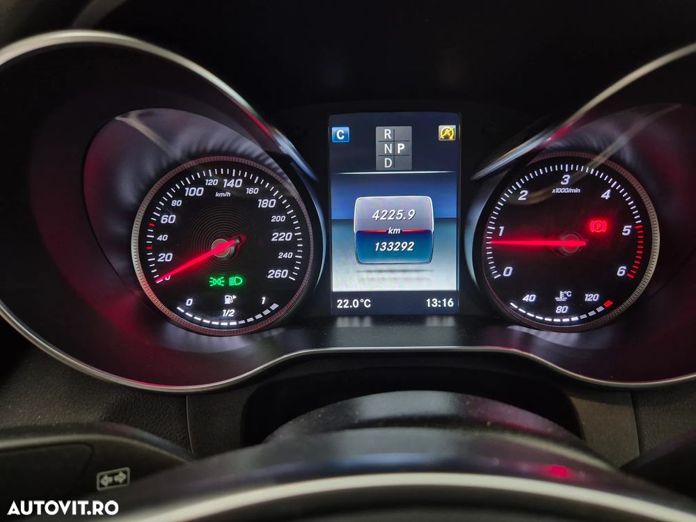 Mercedes-Benz GLC 220 d 4MATIC - 14