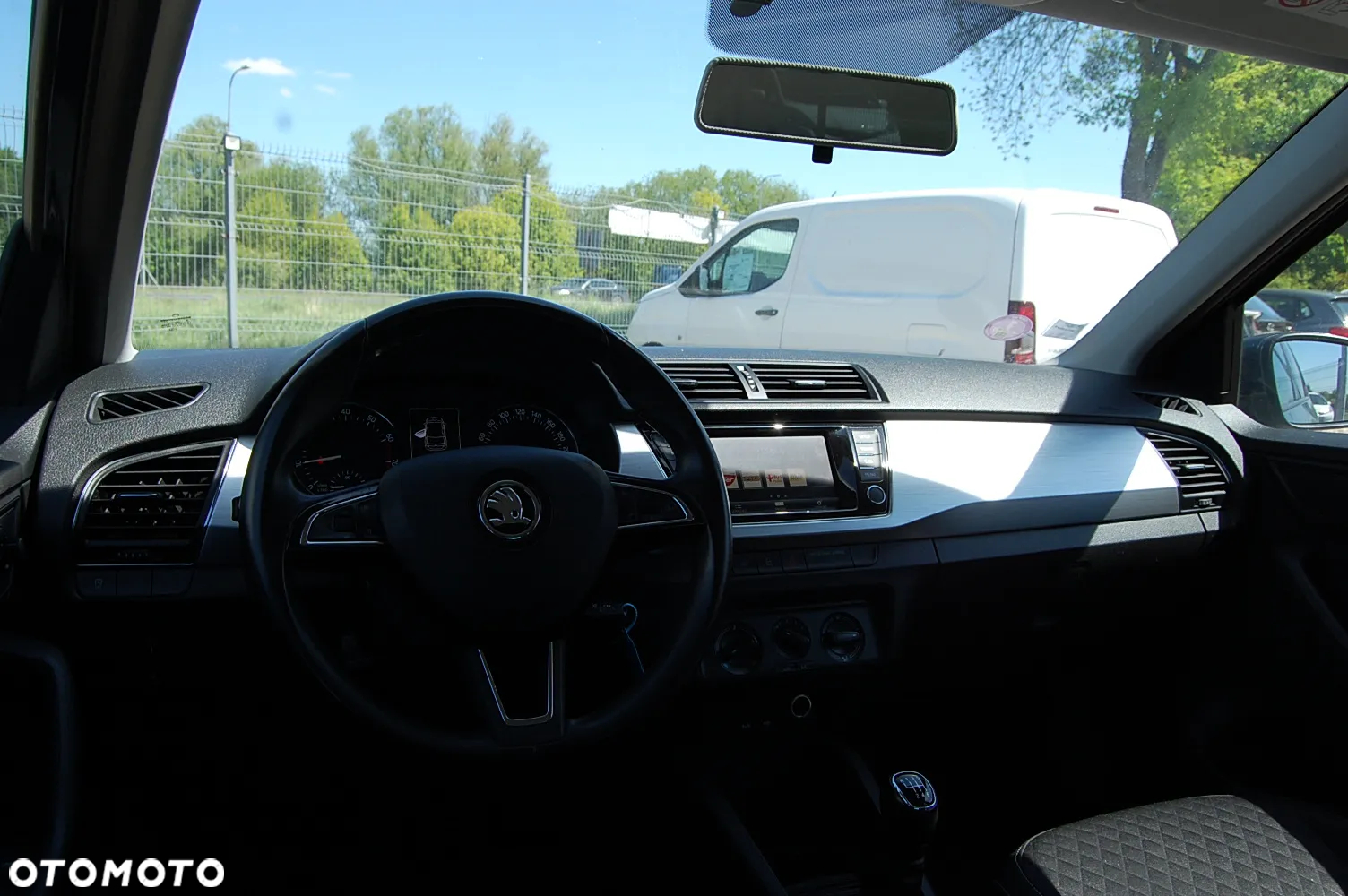 Skoda Fabia - 18
