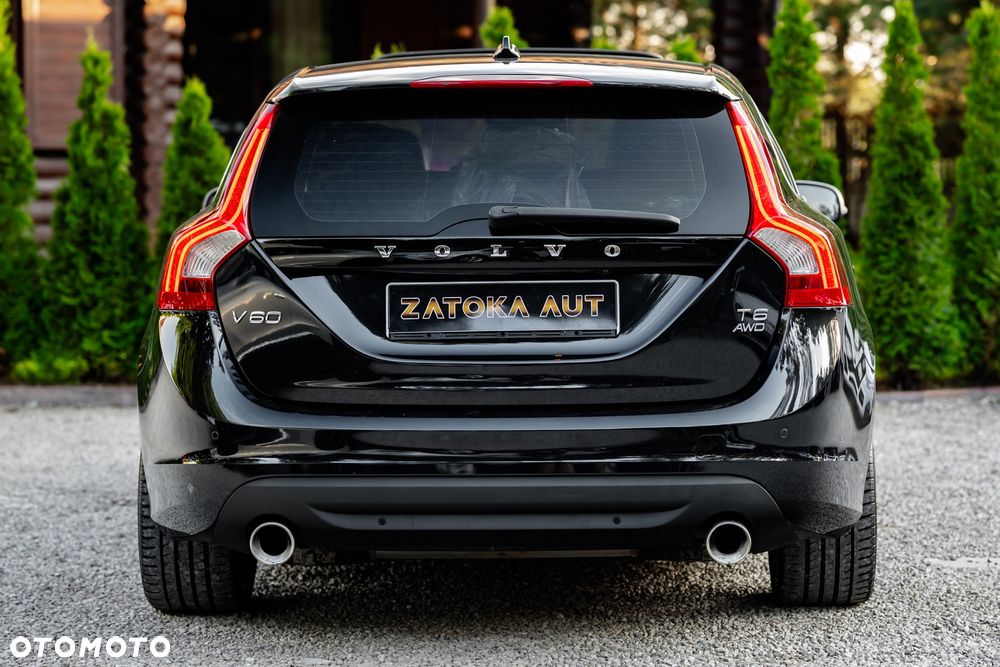 Volvo V60 T6 AWD Geartronic Summum - 11