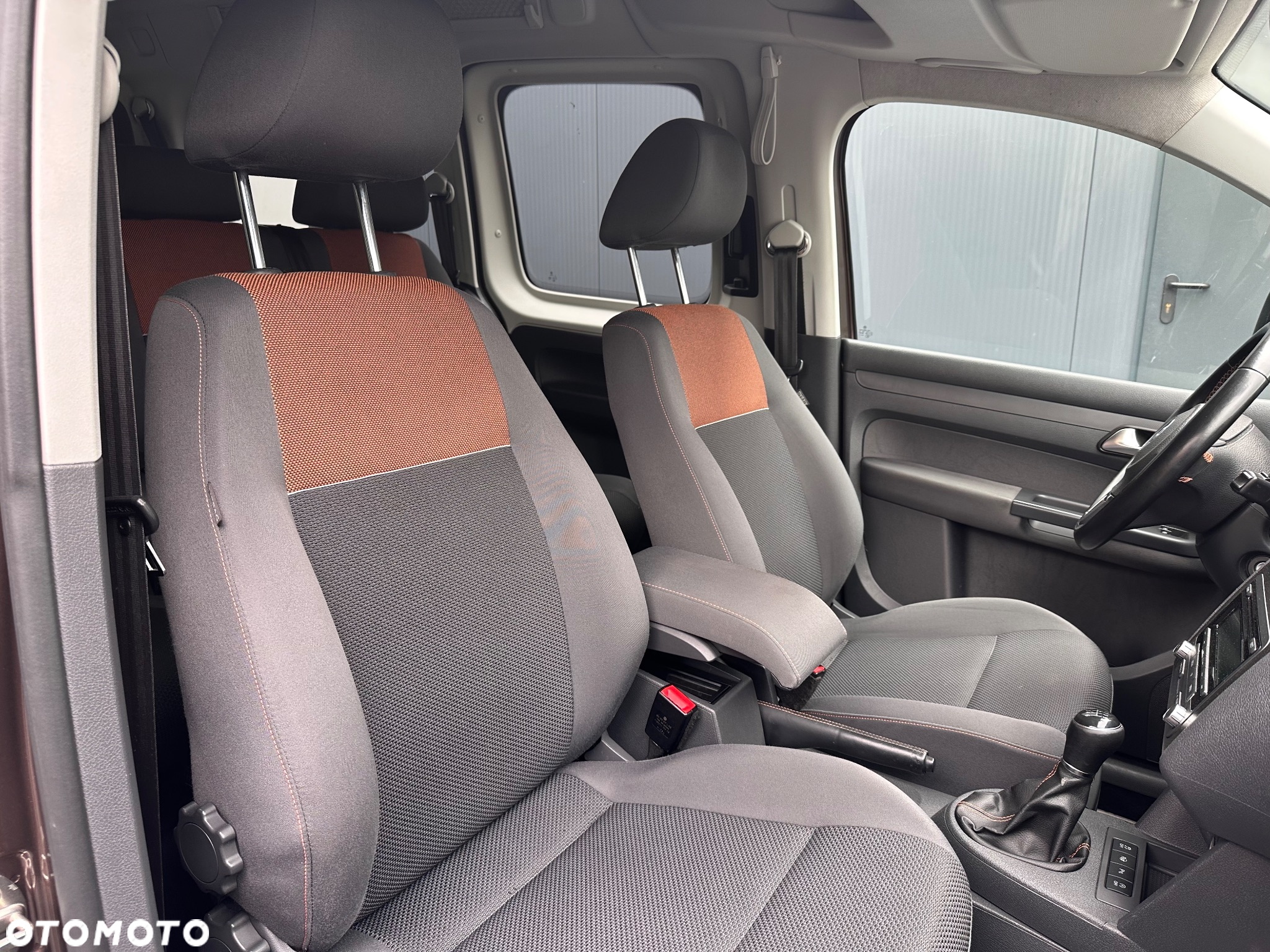 Volkswagen Caddy - 8