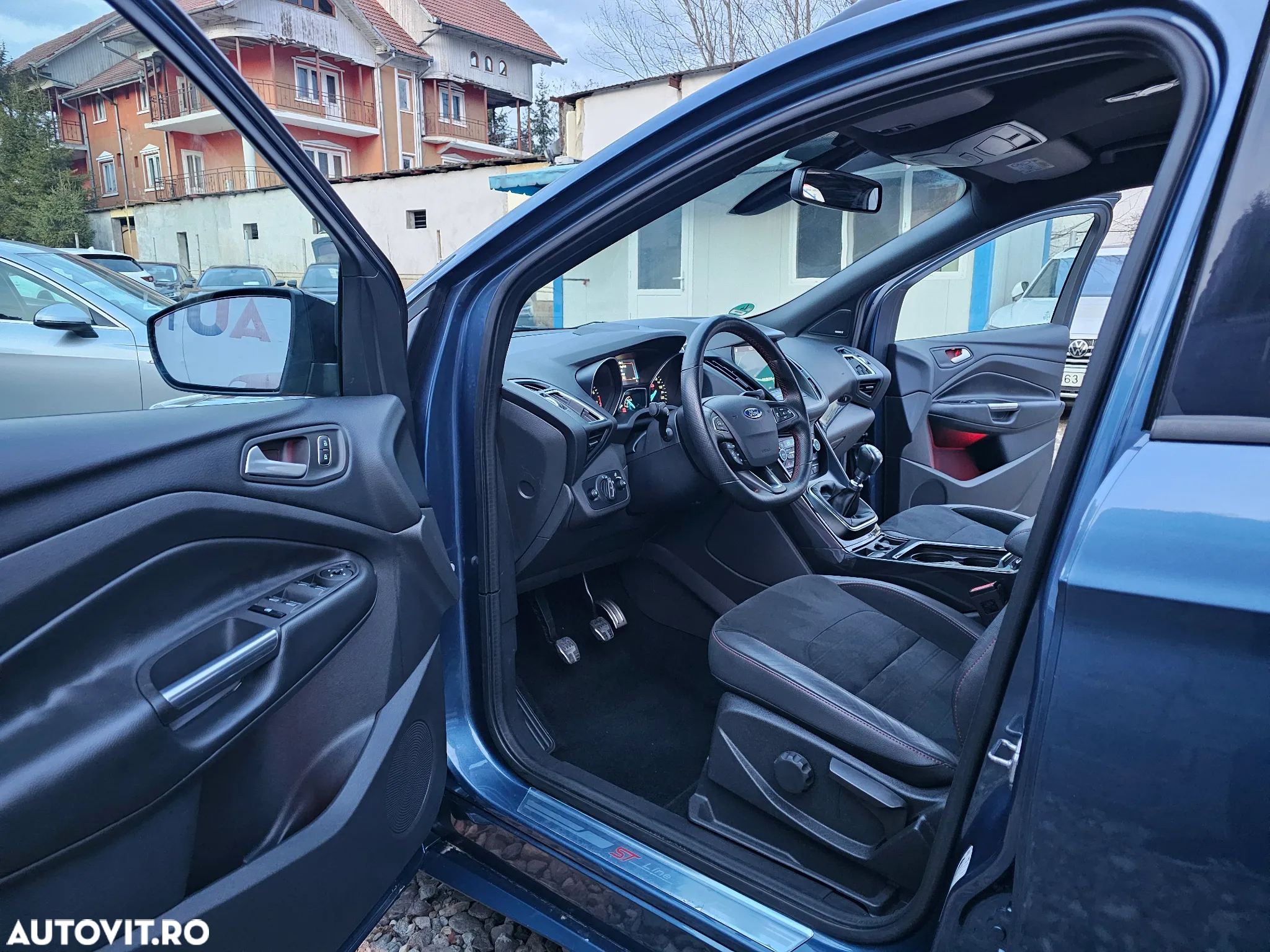 Ford Kuga - 19