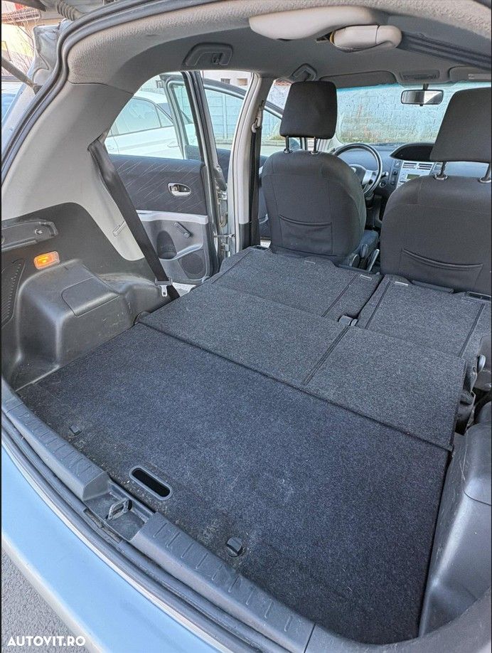 Toyota Yaris 1.3 Sol - 11