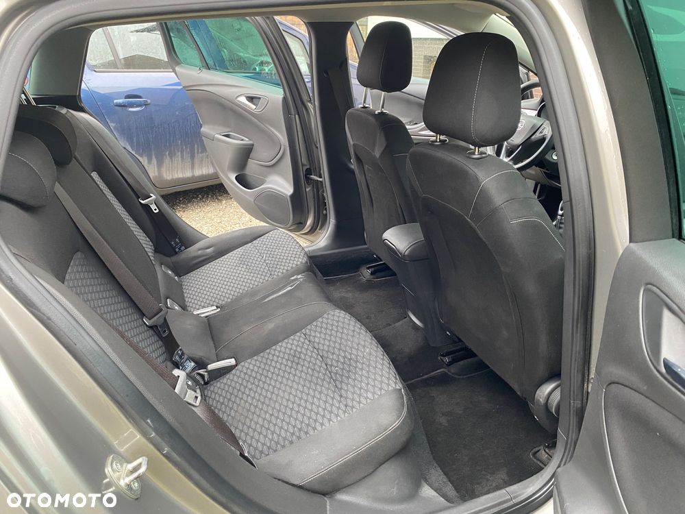 Opel Astra 1.4 T Dynamic - 13