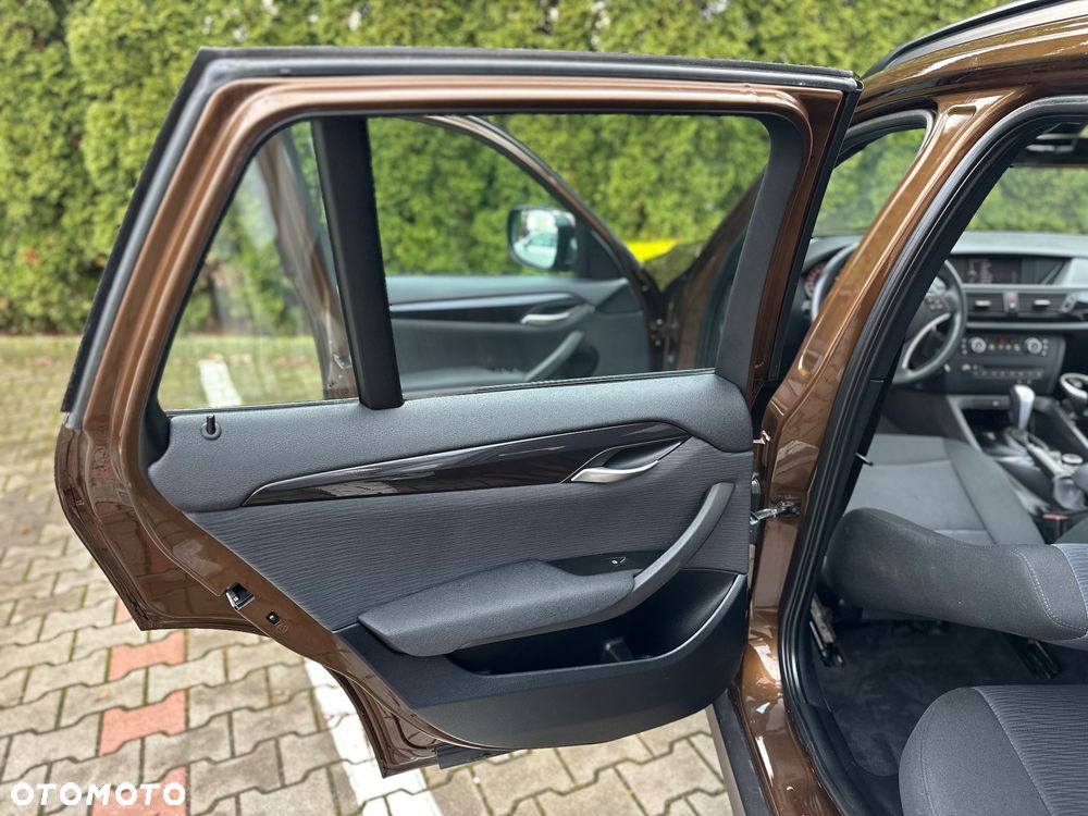 BMW X1 sDrive18i Sport Line - 31