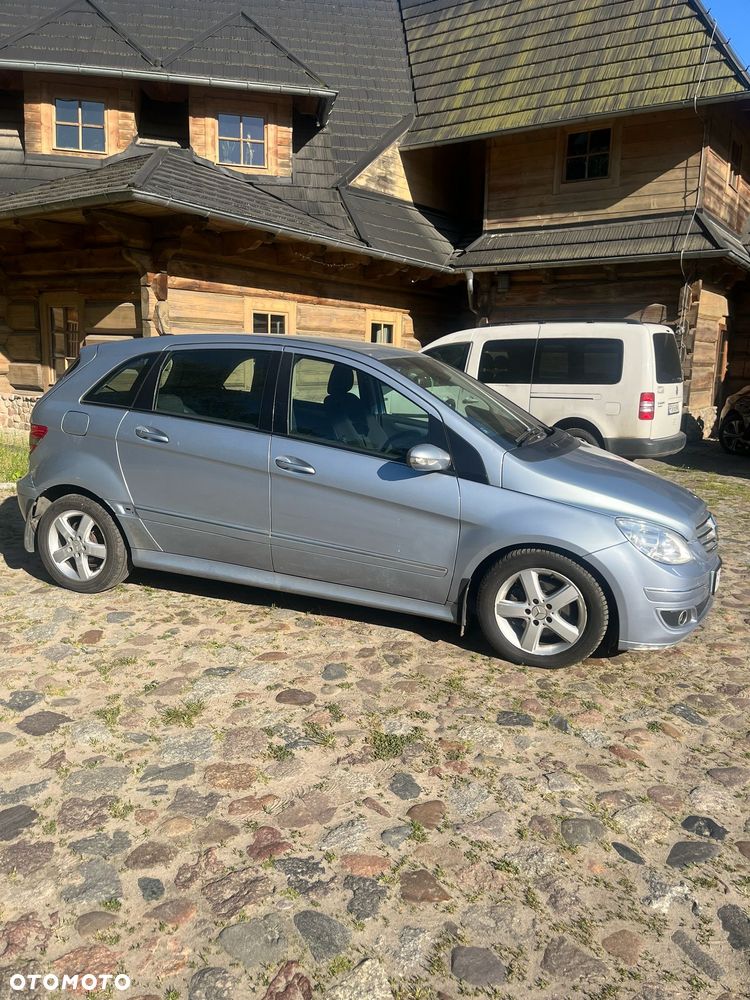 Mercedes-Benz Klasa B - 2