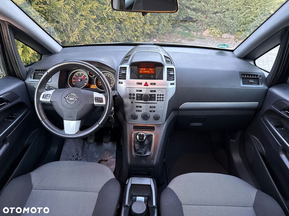 Opel Zafira 1.8 Edition - 10