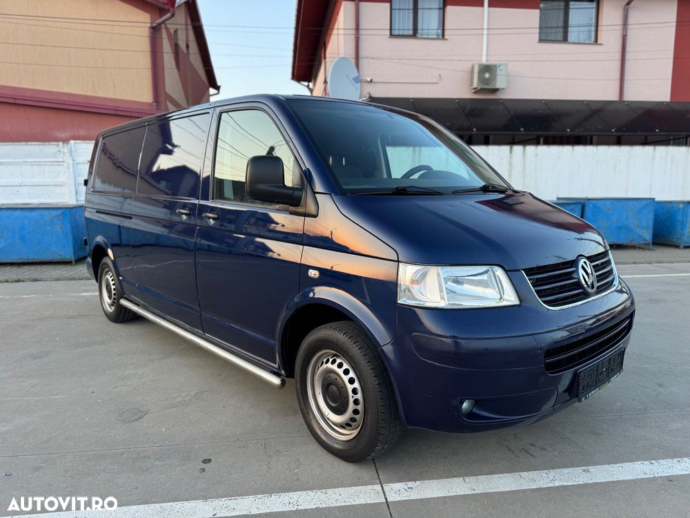 Volkswagen Transporter Shuttle Lang - 12