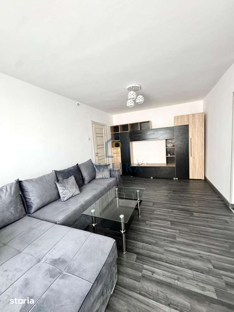 Apartament 3 camere de vanzare - Traian - Etaj intermediar — fotografia 3