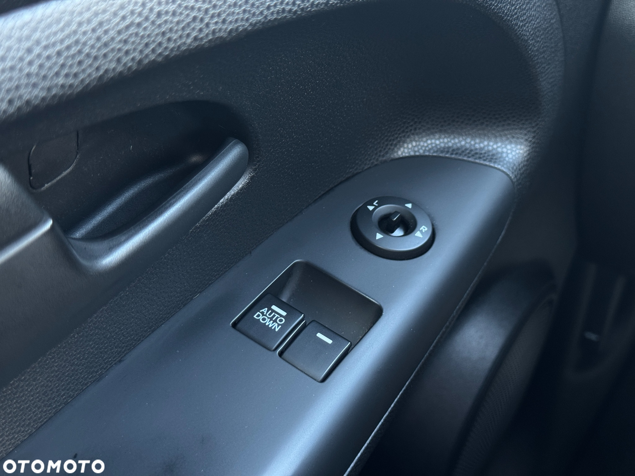 Kia Venga 1.6 M - 27