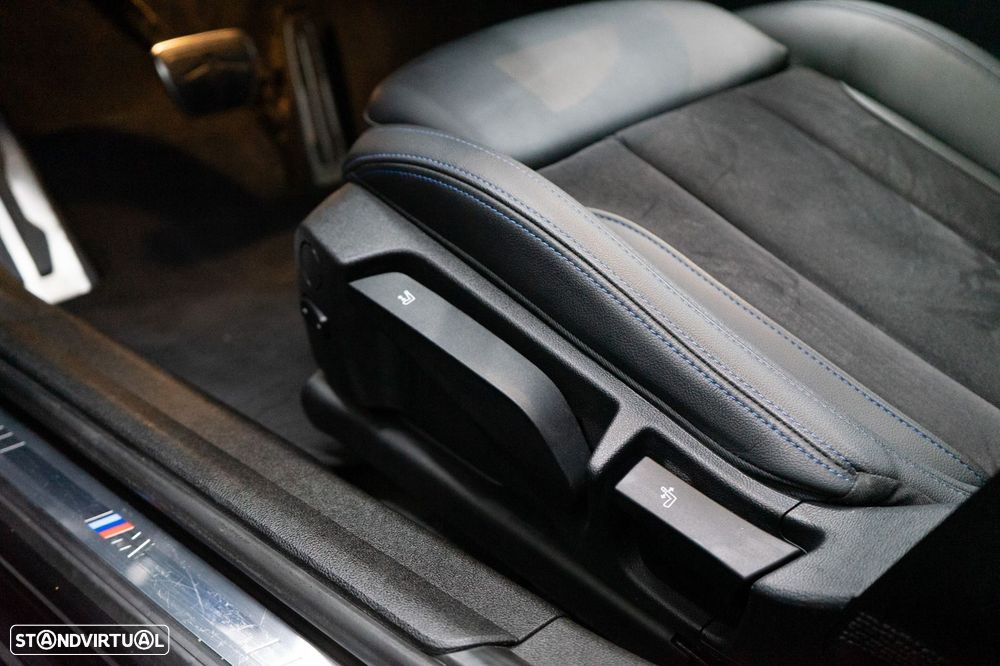 BMW 320 e Pack M Auto - 28