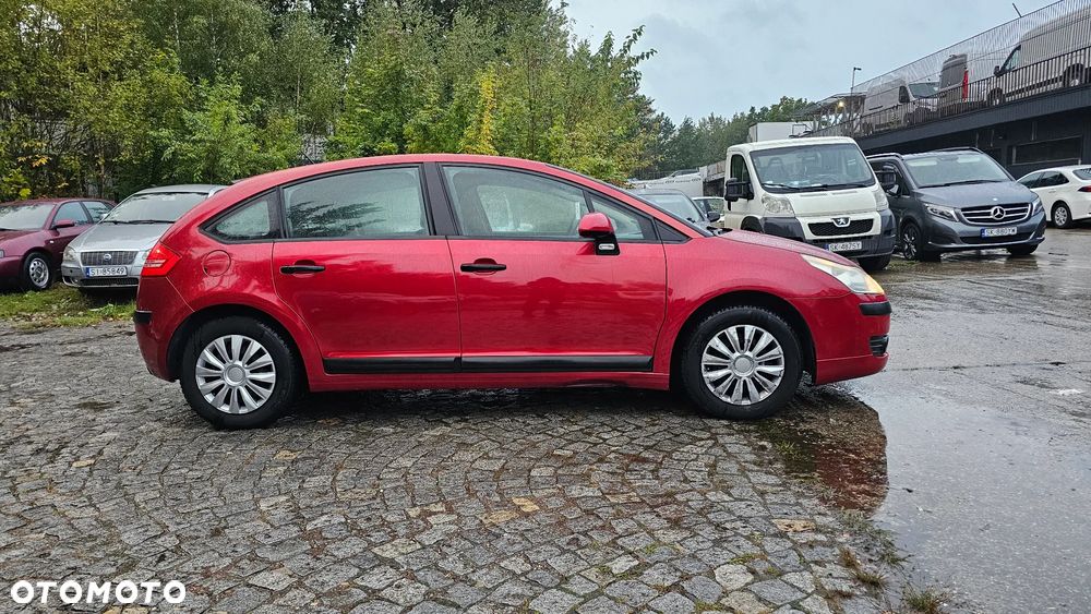 Citroën C4 1.4 16V Impress - 16