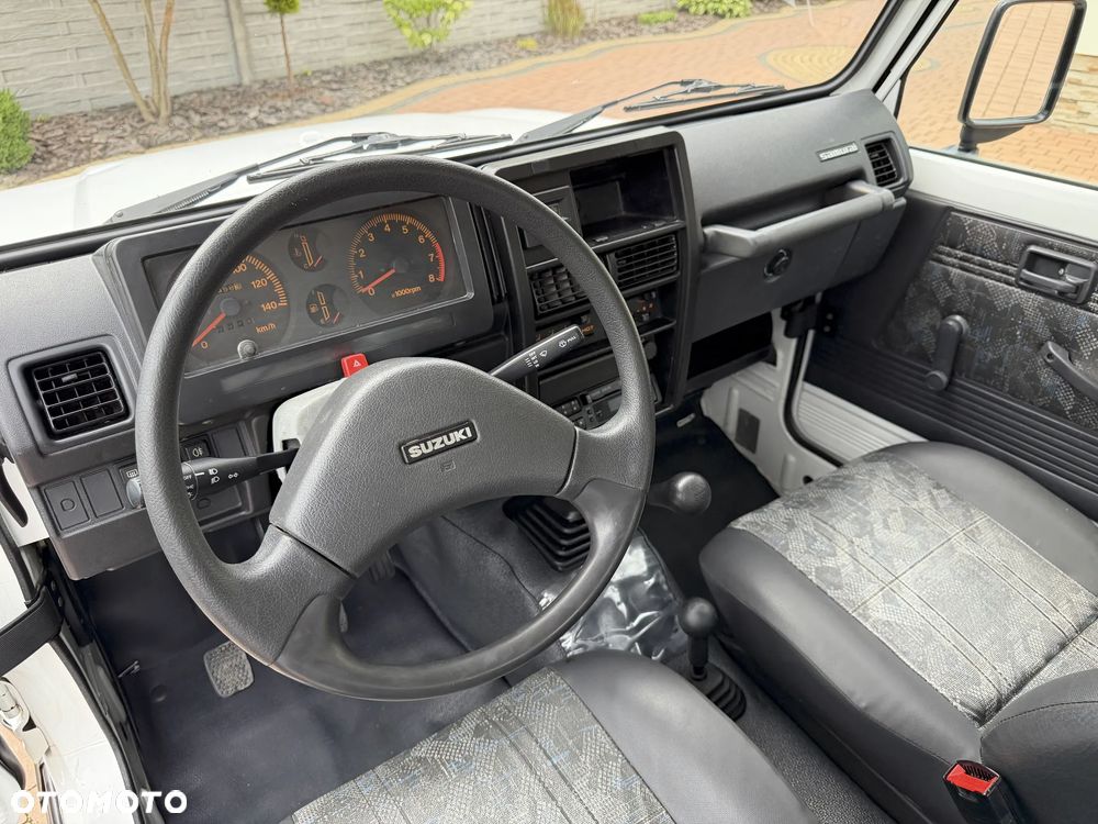 Suzuki Samurai 1.3 JX Canvas Top Special - 26