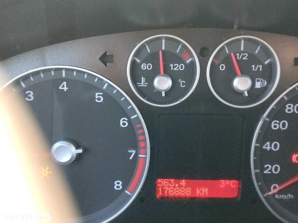 Ford C-MAX - 1