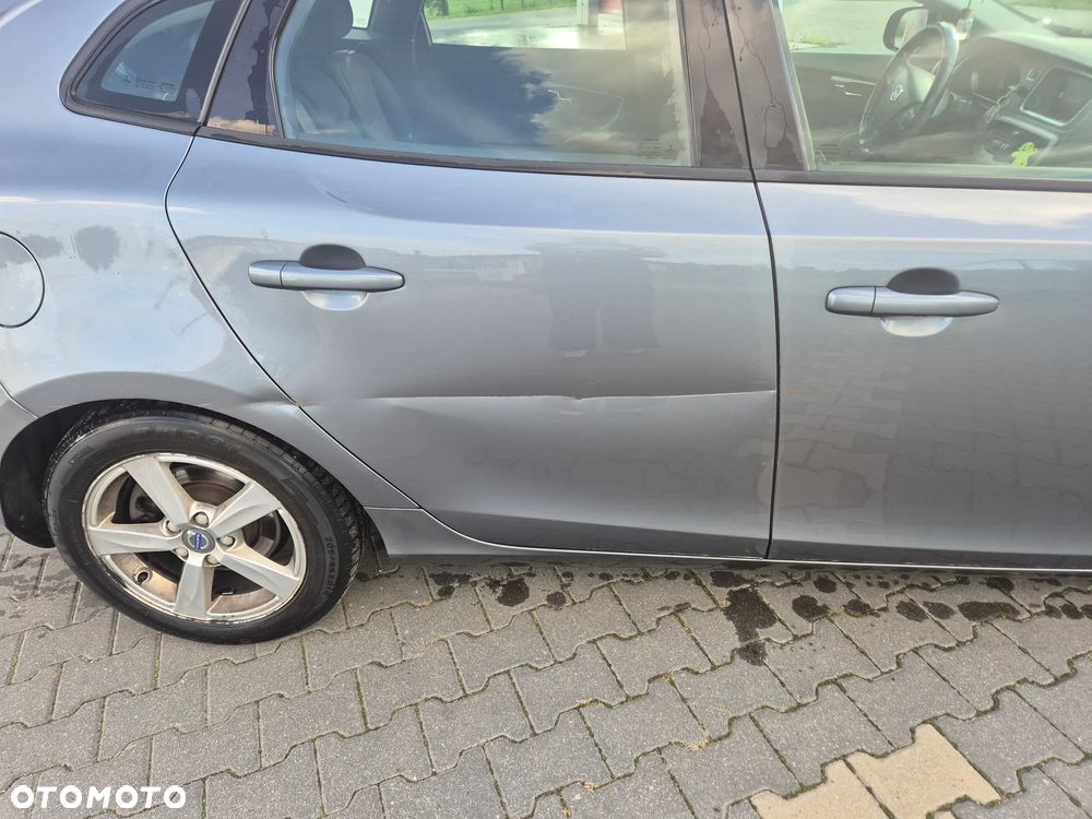 Volvo V40 D2 Drive-E Kinetic - 4